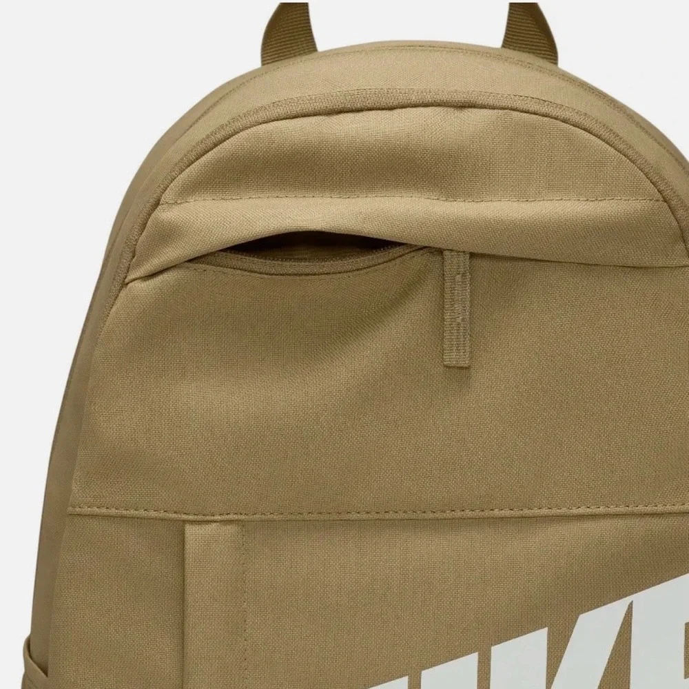 Nike Sportswear Essentials , Beige.